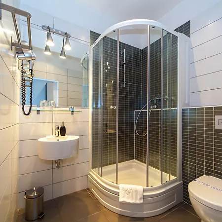 게스트하우스 마몬토바 럭셔리 룸스 스플리트