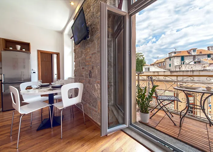 Marmontova Luxury Affittacamere 4*