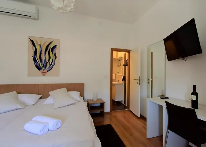 Marmontova Luxury Gasthuis Split